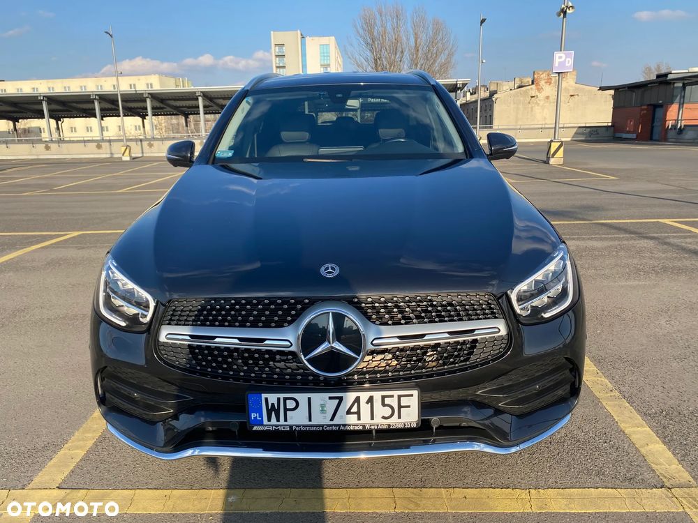 Mercedes-Benz GLC 300 e 4-Matic - 1