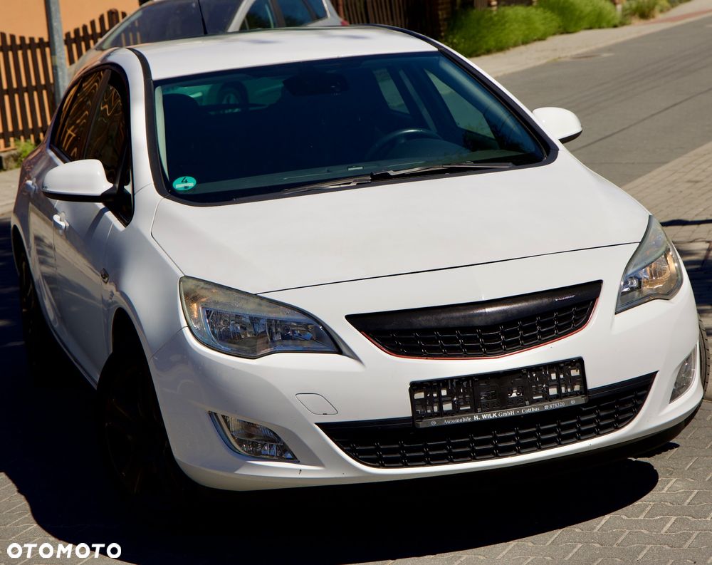 Opel Astra 1.4 Selection - 8