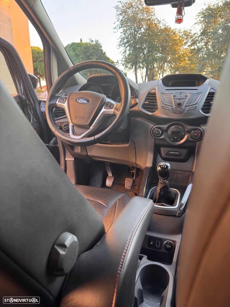 Ford EcoSport 1.0 EcoBoost Titanium - 43