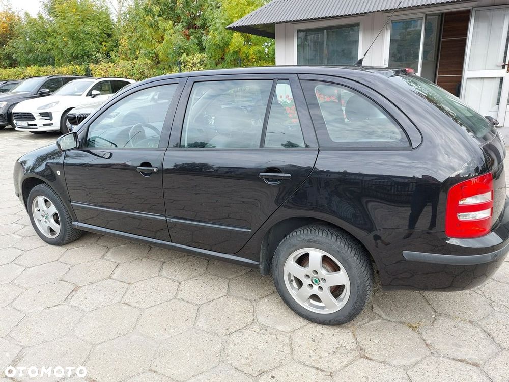 Skoda Fabia - 5