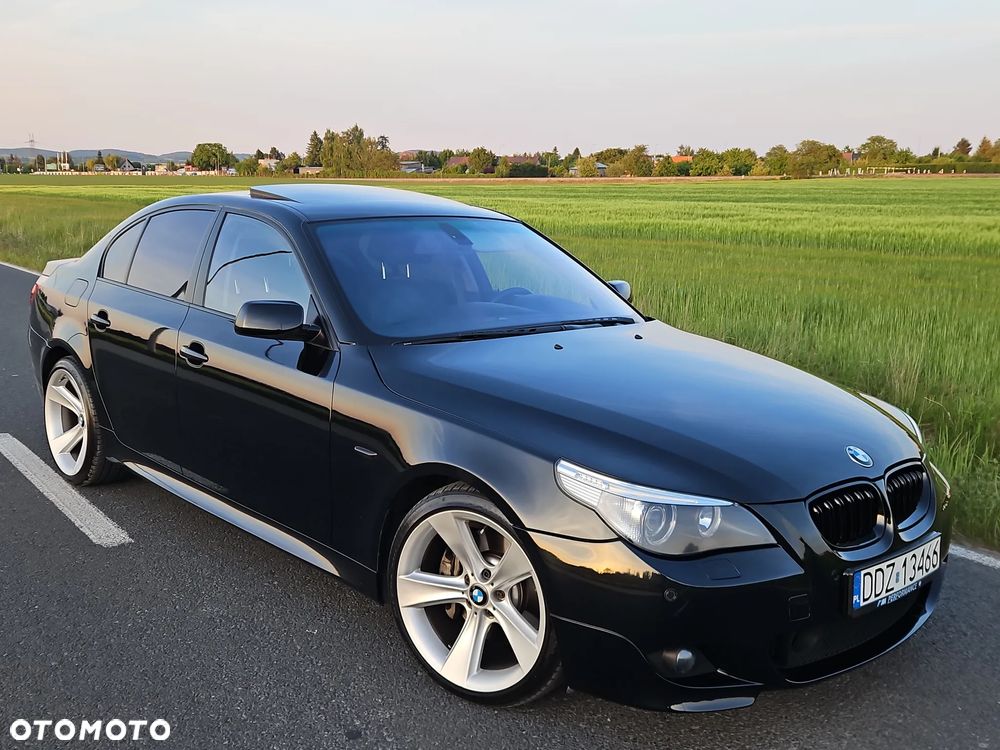 BMW Seria 5 545i - 4