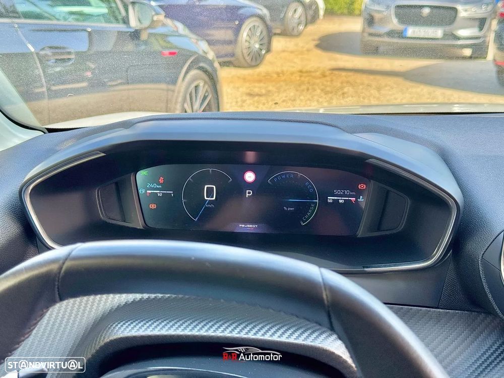 Peugeot 208 1.2 Hybrid Allure e-DCS6 - 16
