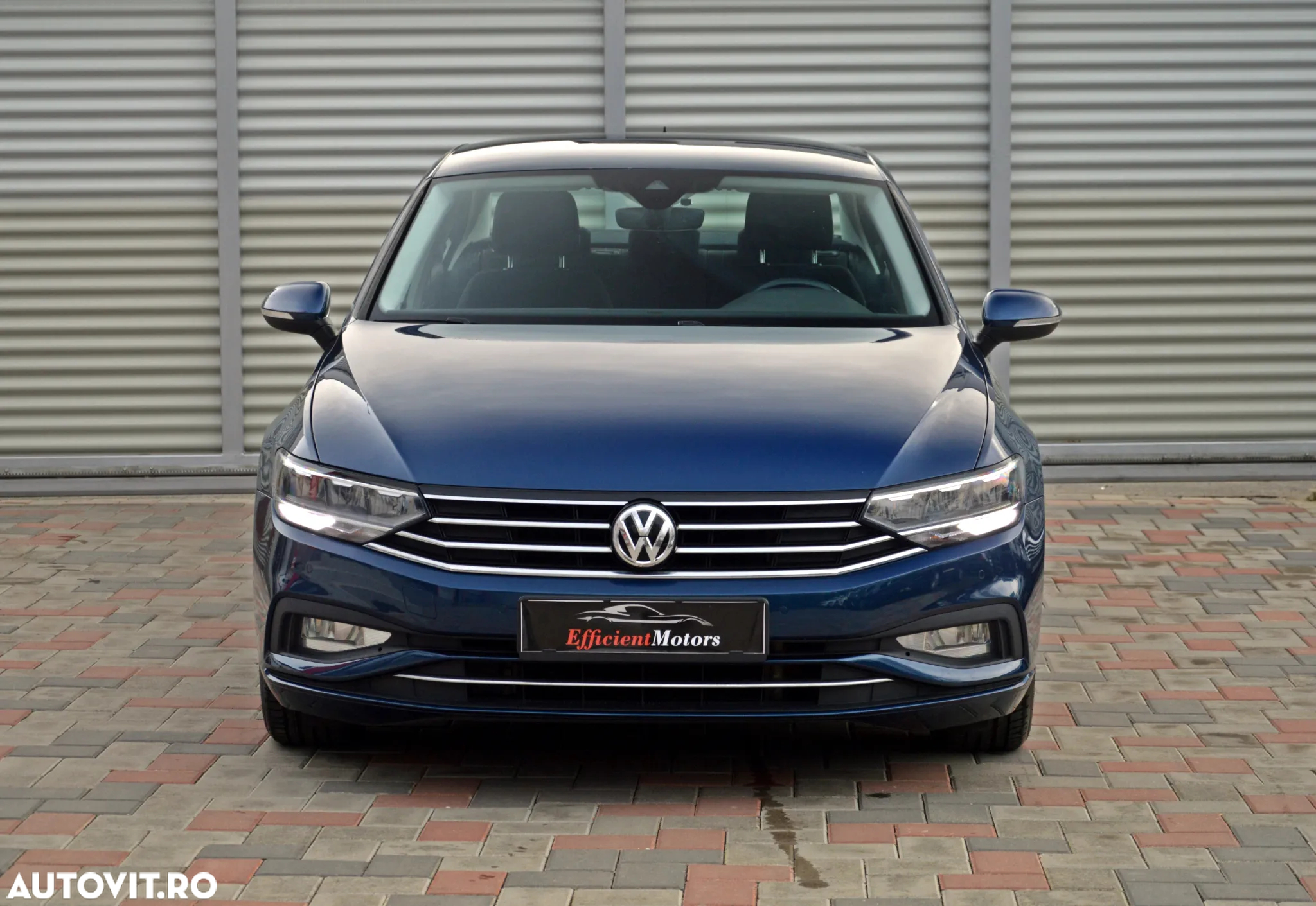 Volkswagen Passat 1.6 TDI DSG Comfortline - 11