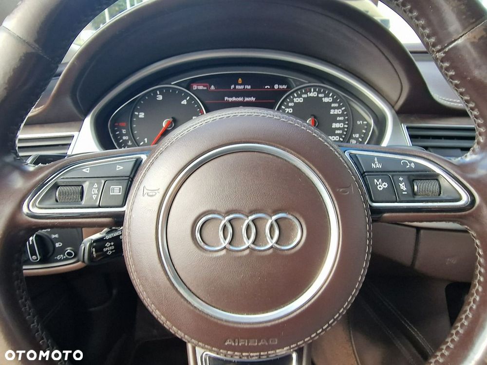 Audi A8 4.2 TDI DPF (clean diesel) quattro tiptronic Lang - 33