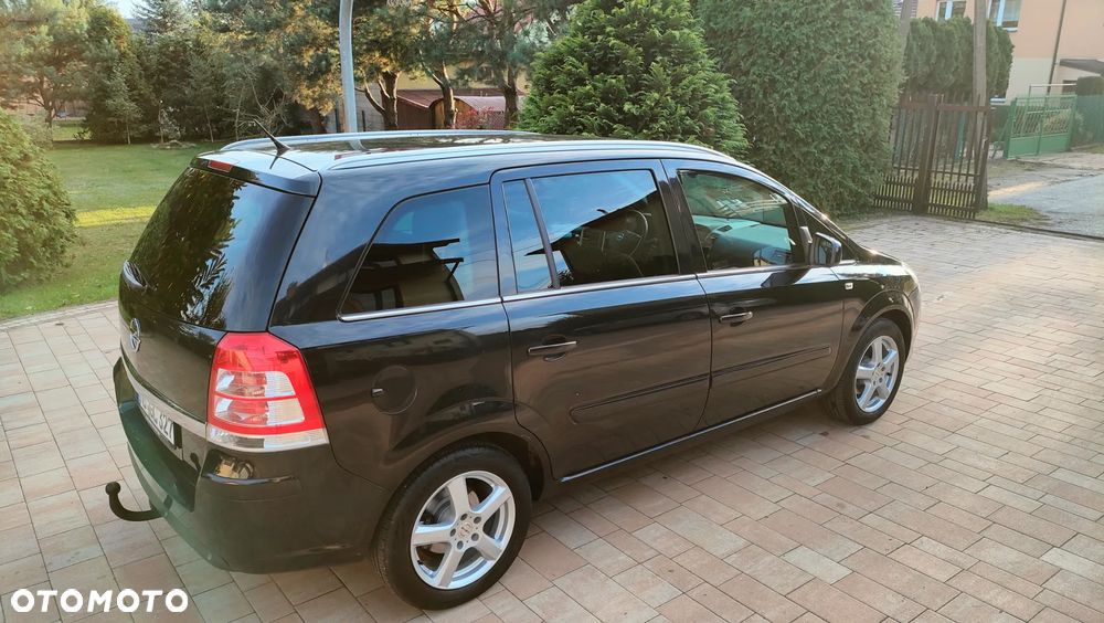 Opel Zafira 1.8 Cosmo - 5