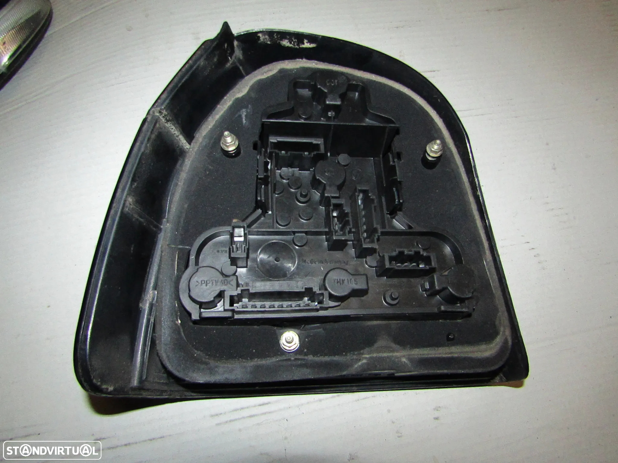 Farolim VW GOLF III GT TDI  original tras direito - 6