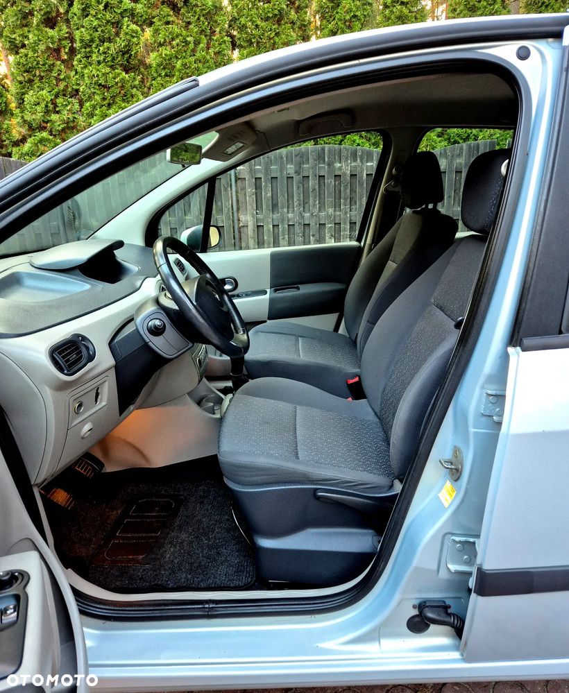 Renault Modus 1.2 Confort Privilege - 14