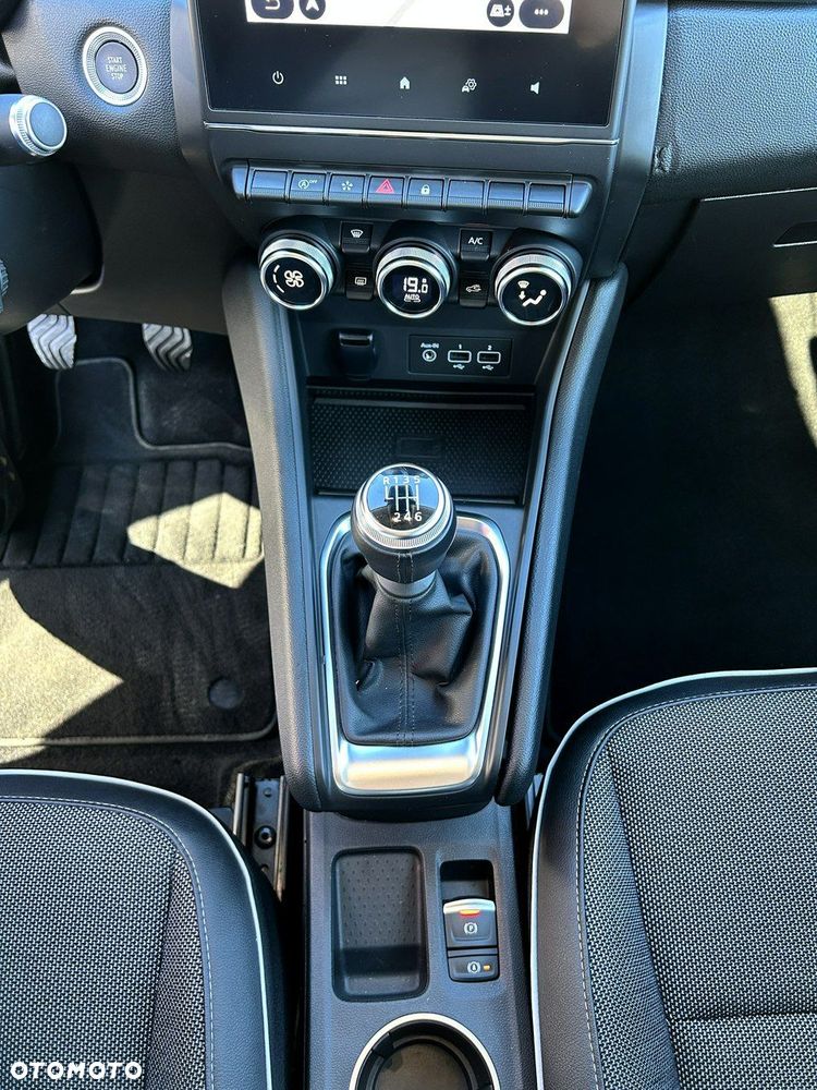 Renault Captur TCe 90 EXPERIENCE - 27