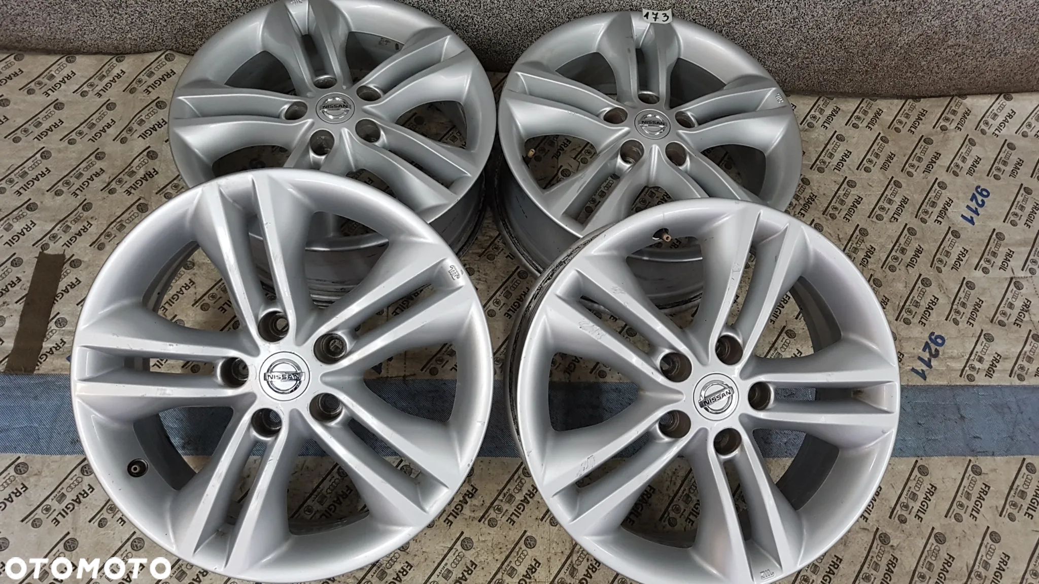 FELGI ALU  ORYGINAŁ NISSAN JUK QASHQAI 5X114,3 6.5JX17 ET40 - 1