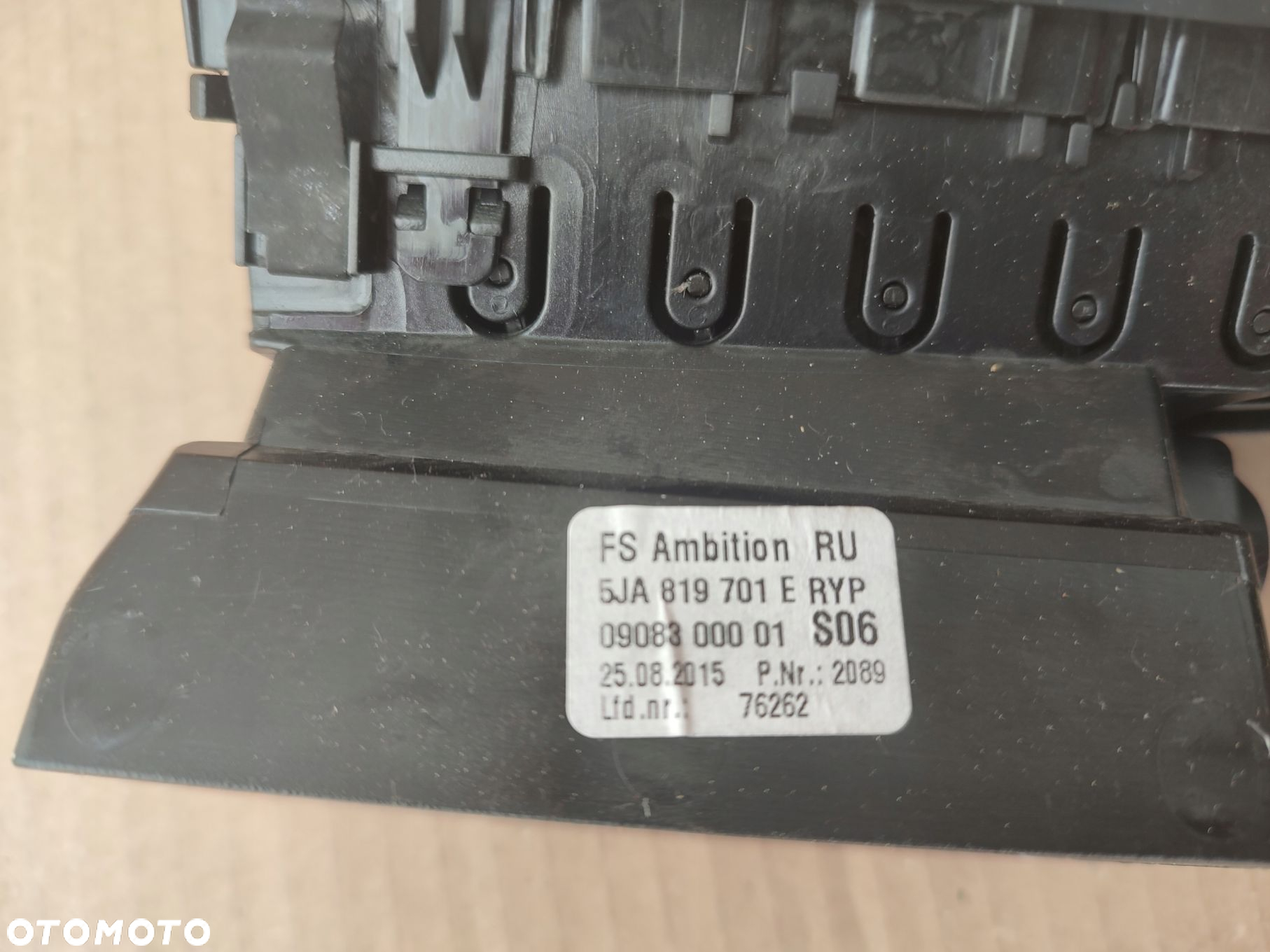 Kratka nawiewu lewa SKODA RAPID LIFT EUROPA 67TYS PRZEBIEGU 5JA819701E - 4