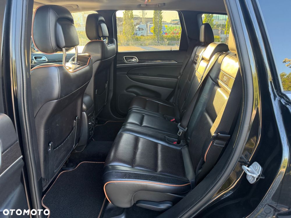 Jeep Grand Cherokee 5.7 V8 Overland Summit - 10