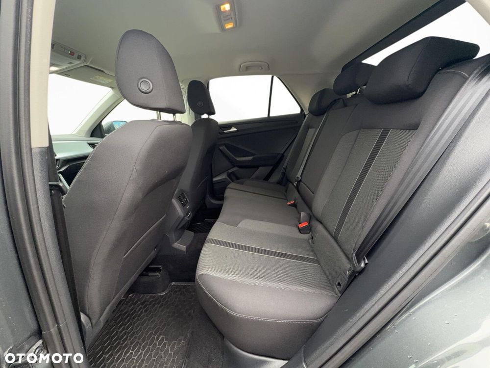 Volkswagen T-Roc - 26