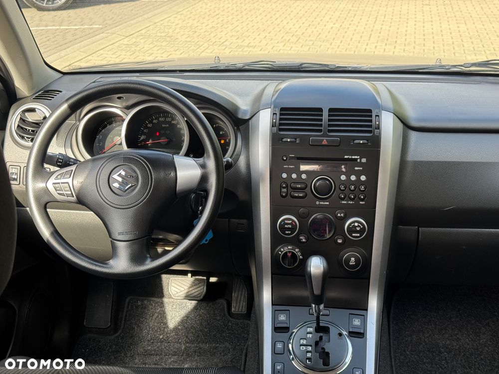 Suzuki Grand Vitara 2.4 Automatik Comfort - 17