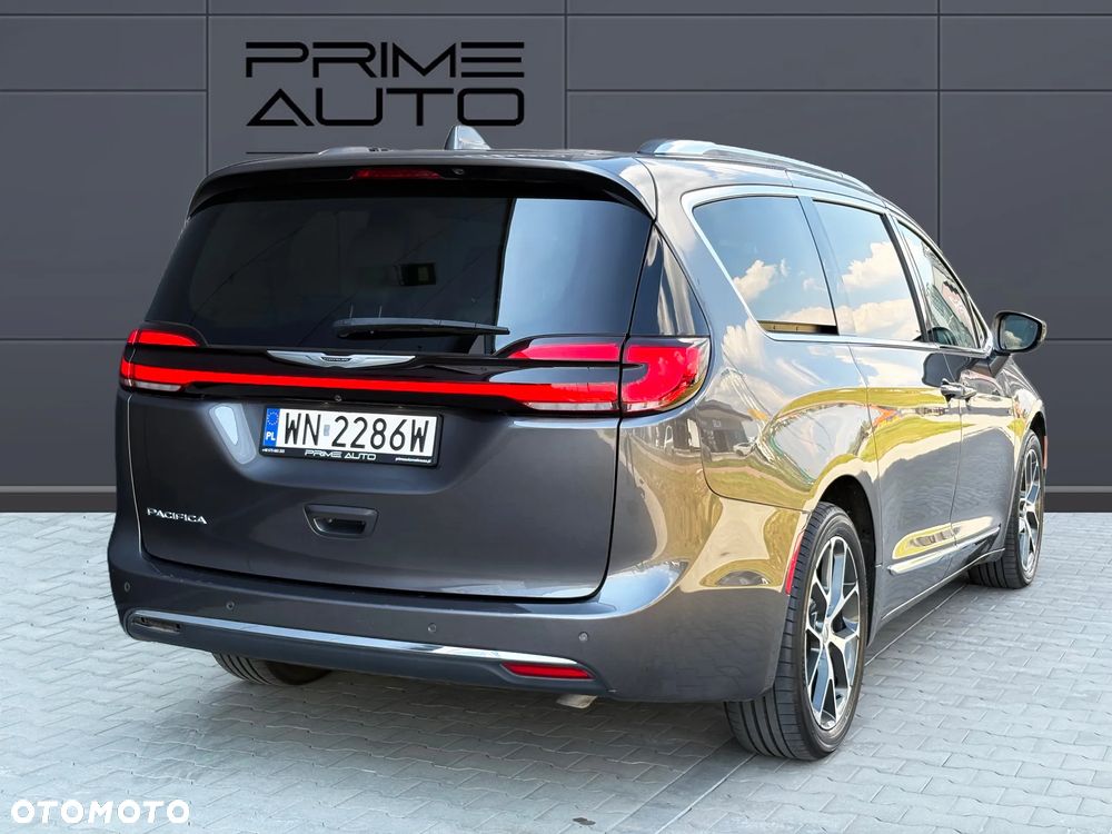 Chrysler Pacifica - 9