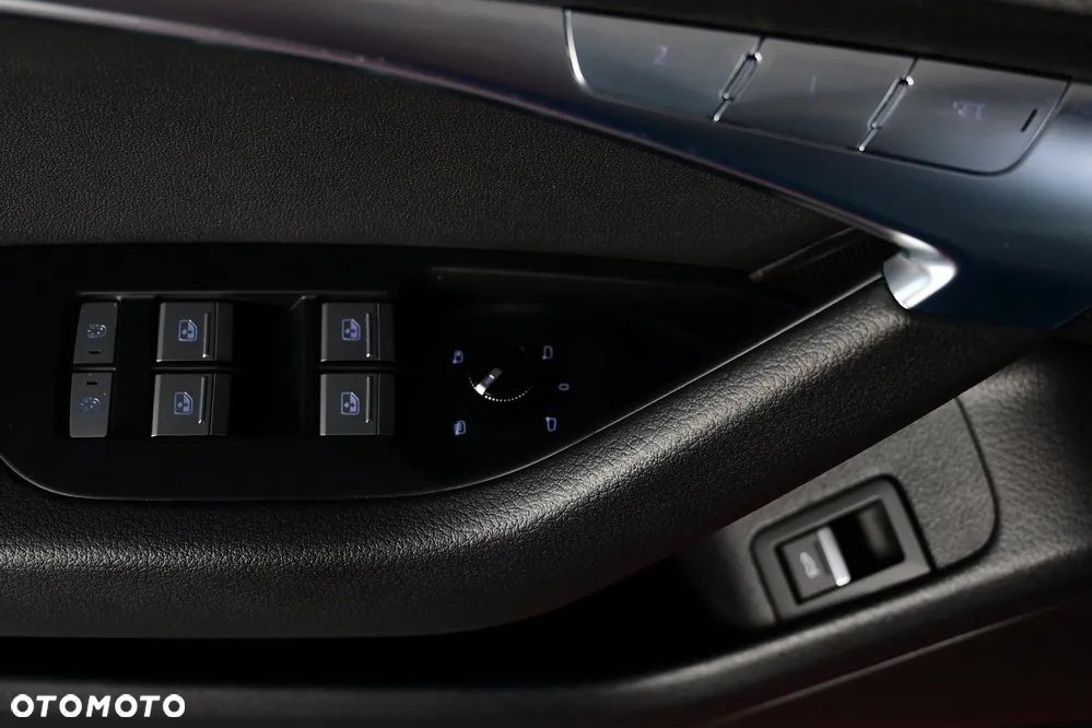 Audi A6 Avant 40 TDI S tronic sport - 32