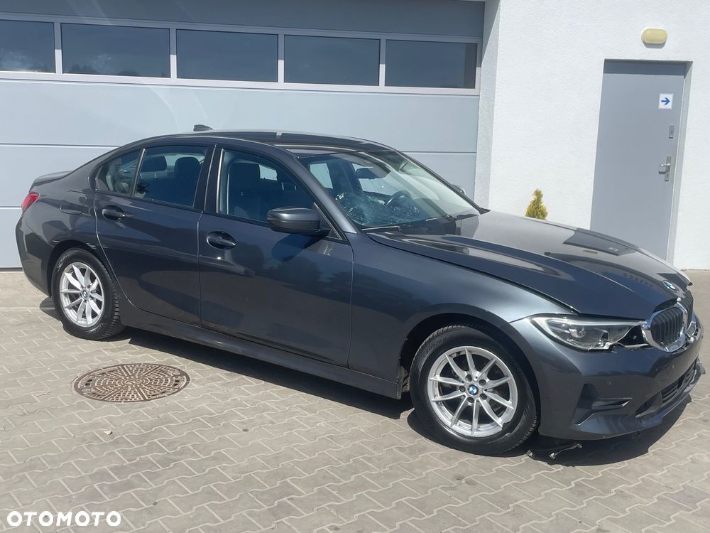 BMW Seria 3 318d - 2