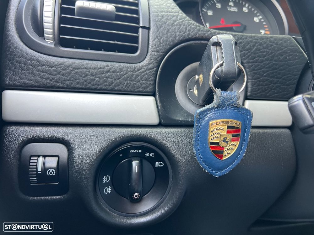 Porsche Cayenne Tiptronic - 29