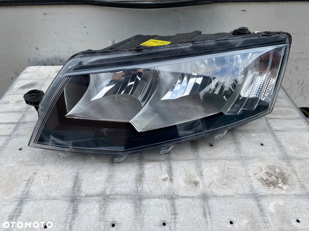 lampa octavia 3 III zwykła lewa EU cała - 1