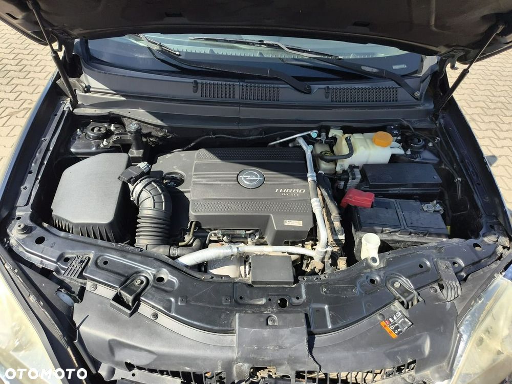 Opel Antara - 23