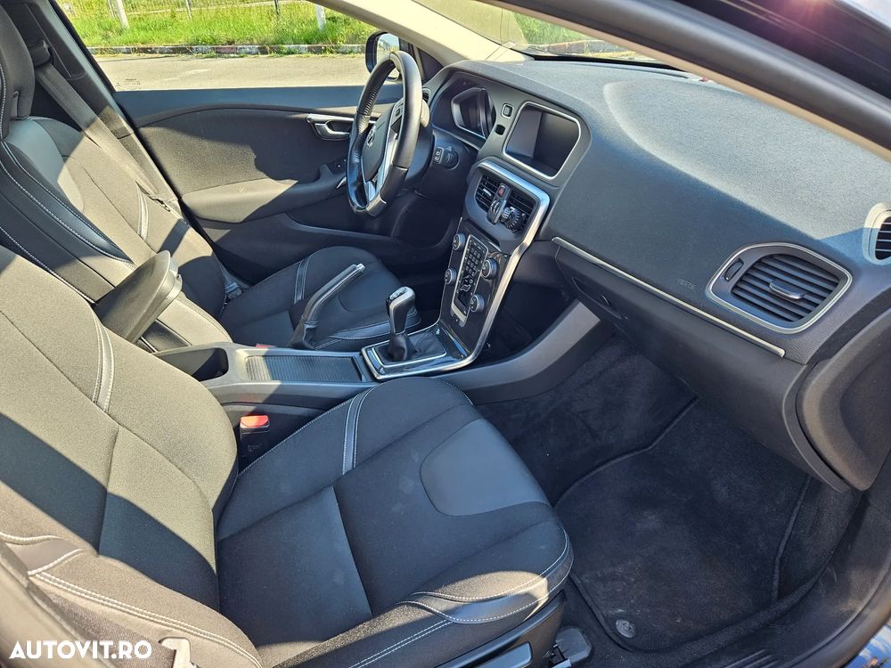 Volvo V40 D2 - 5