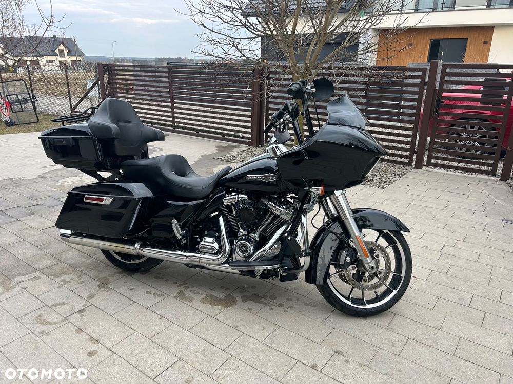 Harley-Davidson Touring Road Glide - 12