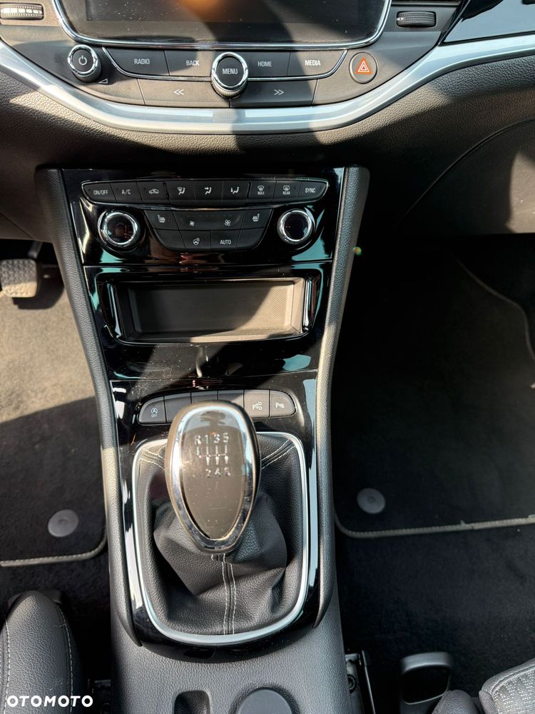 Opel Astra 1.6 CDTI Dynamic S&S - 13