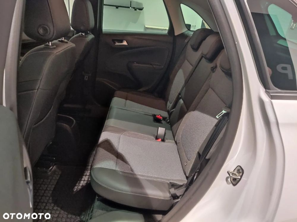 Opel Crossland X - 11