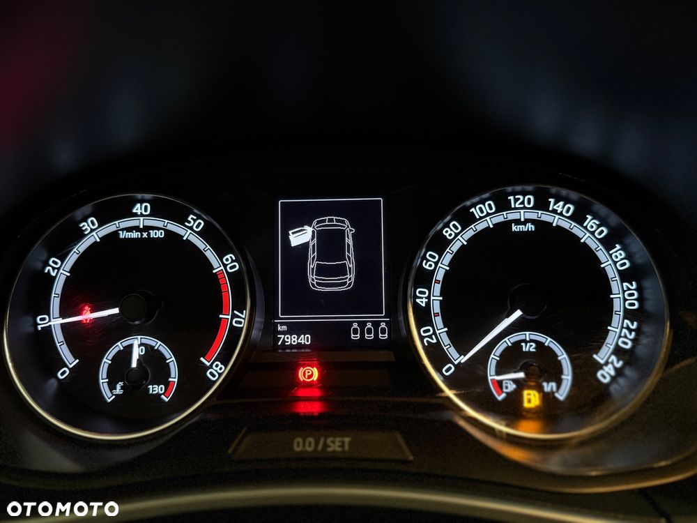 Skoda Fabia 1.0 TSI Ambition - 11