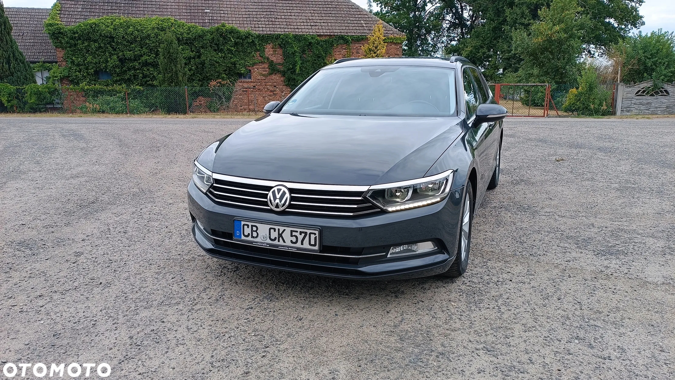 Volkswagen Passat 2.0 TDI BMT Comfortline DSG - 2