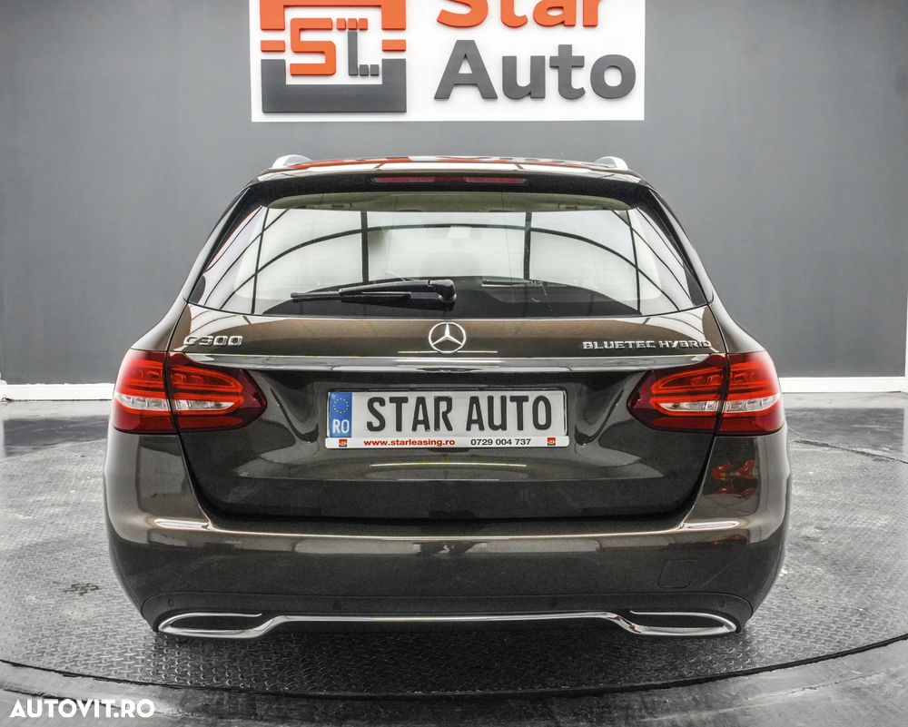 Mercedes-Benz C 300 BlueTec Hybrid - 5