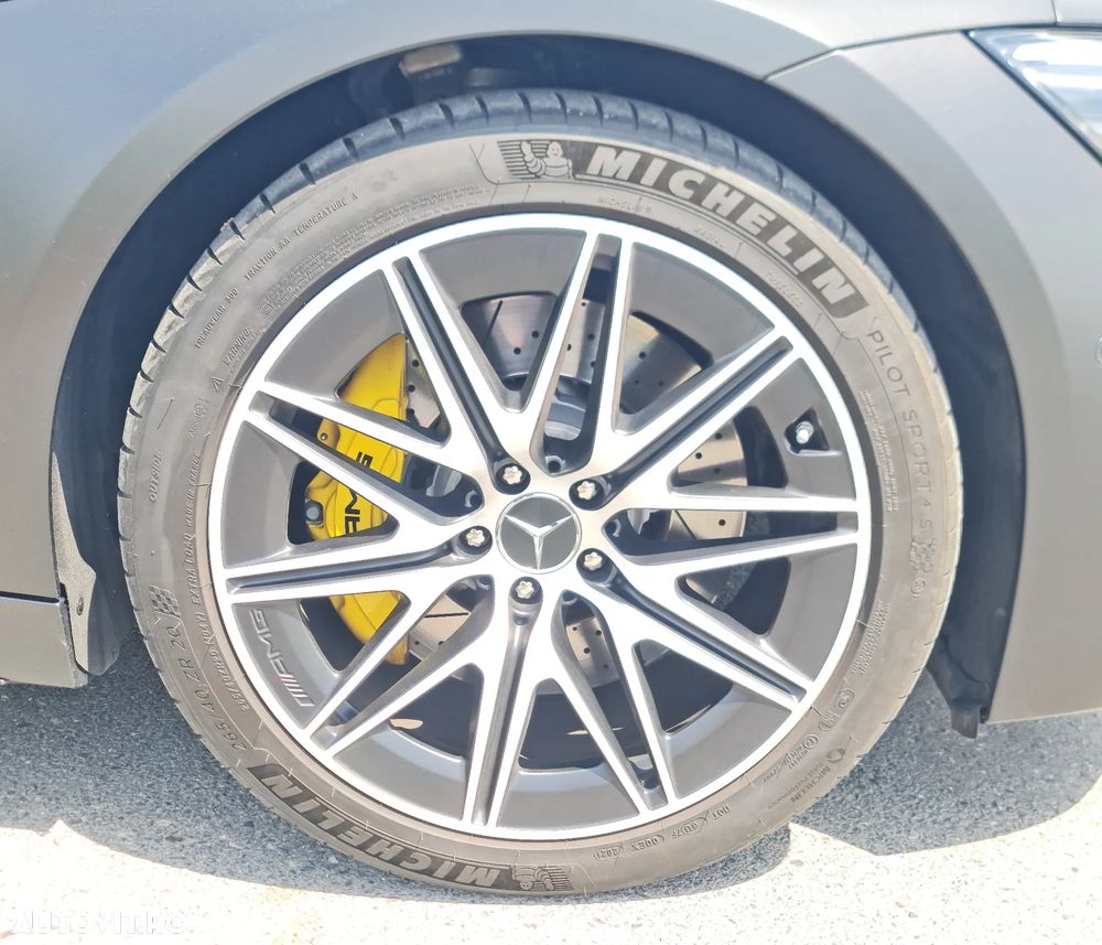 Mercedes-Benz AMG GT ver-53-4maticplus-mhev - 12