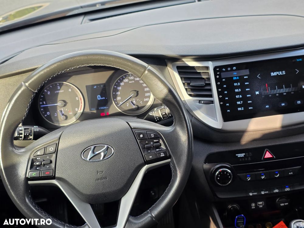 Hyundai Tucson blue 1.7 CRDi 2WD Style - 9