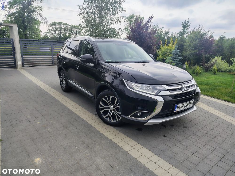 Mitsubishi Outlander 2.0 Intense + 4WD CVT - 26