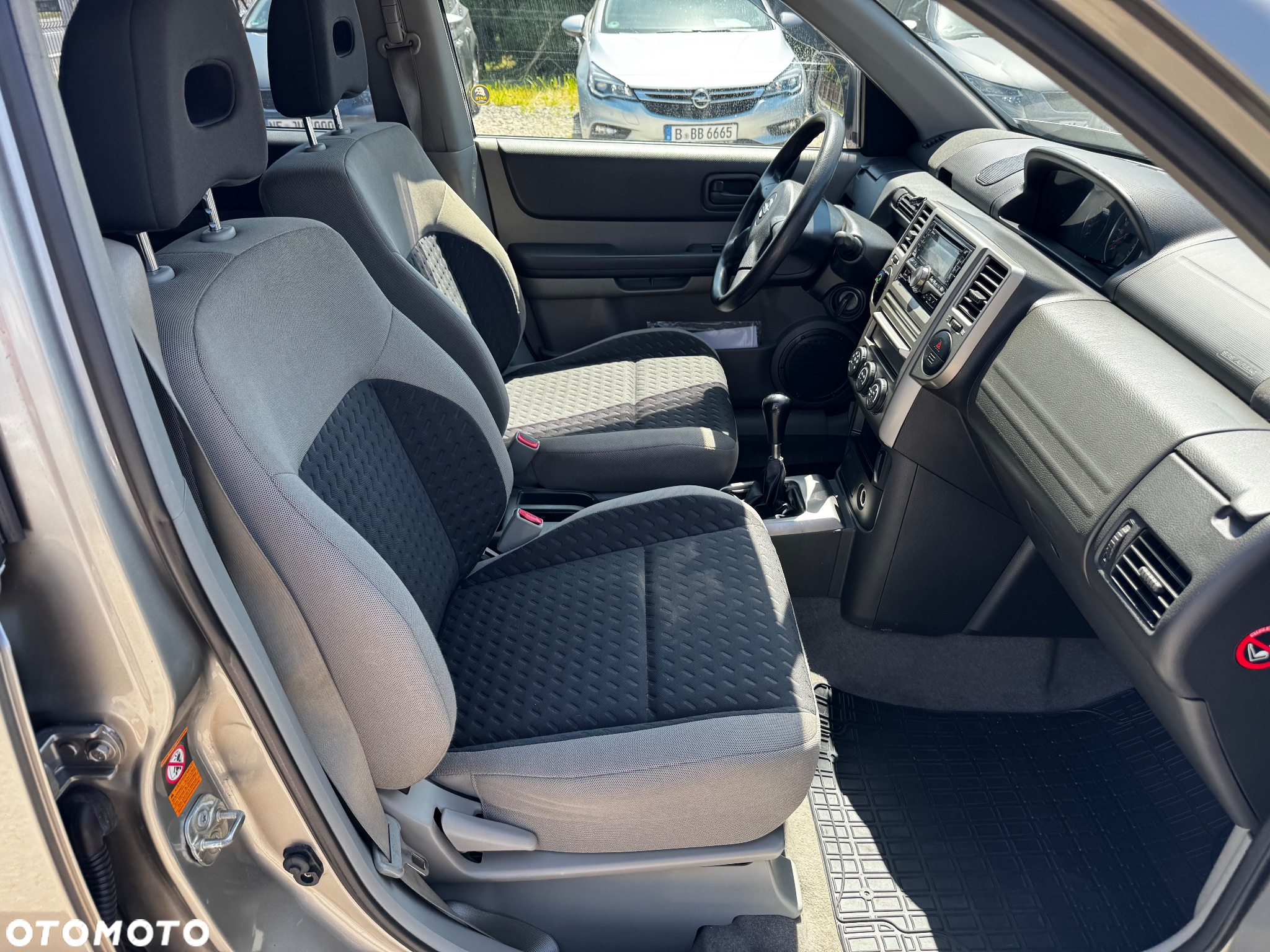 Nissan X-Trail 2.0 Comfort - 31