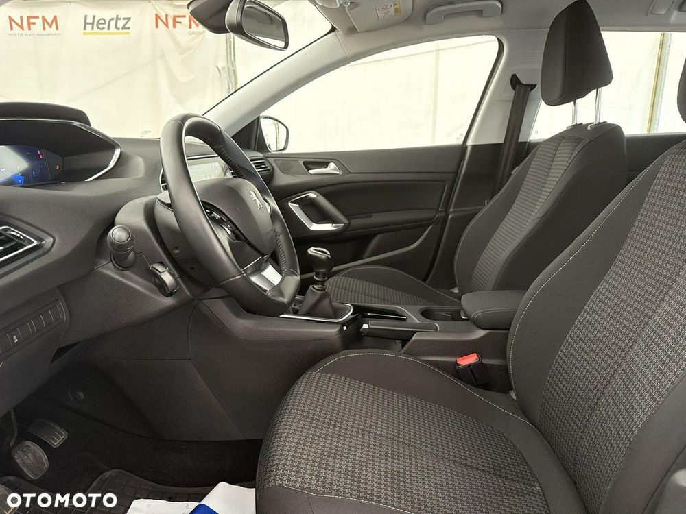 Peugeot 308 - 13