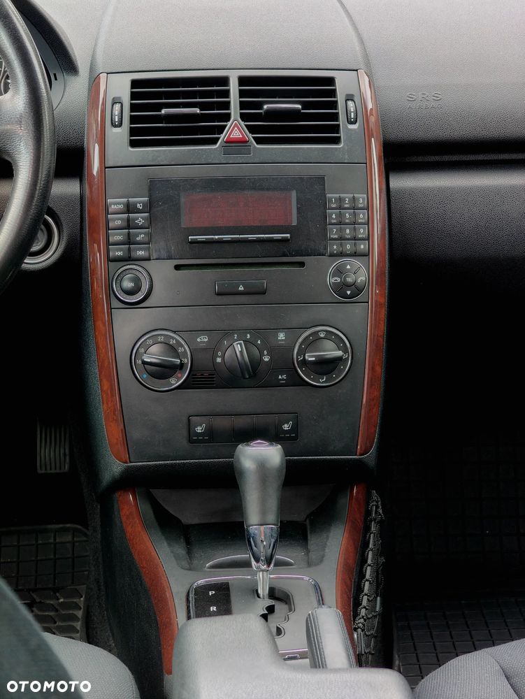 Mercedes-Benz Klasa A 160 CDI Autotronic Classic - 12
