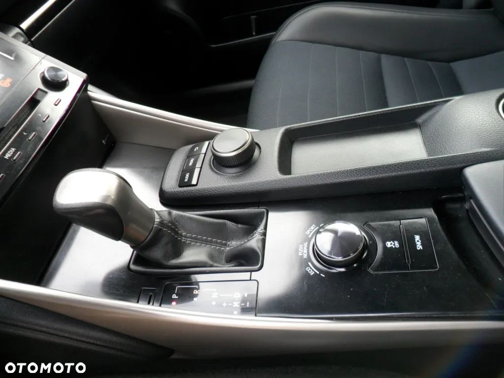 Lexus IS 250 Comfort - 15