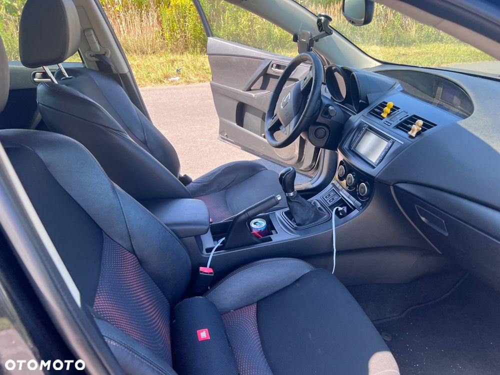 Mazda 3 - 6