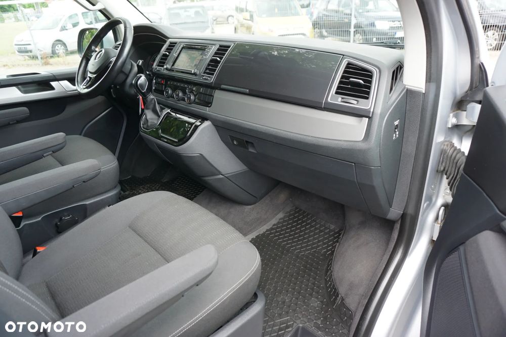 Volkswagen Multivan 2.0 TDI L2 Comfortline 4Motion DSG - 19