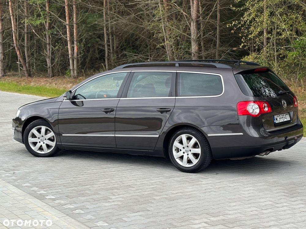 Volkswagen Passat 2.0 TDI Individual - 10