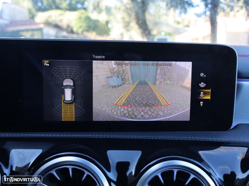 Mercedes-Benz CLA 180 d Shooting Brake AMG Line Aut. - 35