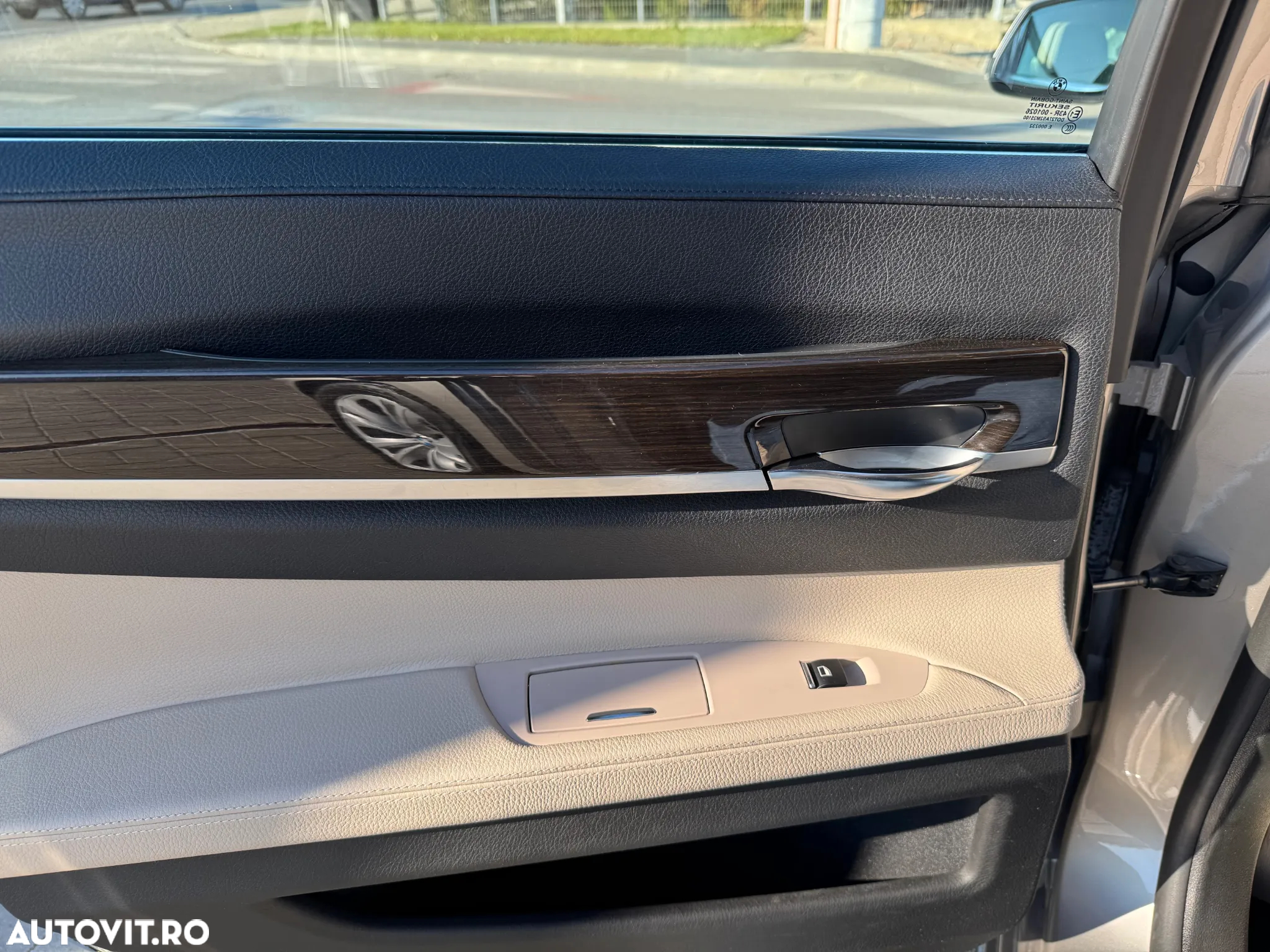 BMW Seria 7 740d xDrive Aut. - 8