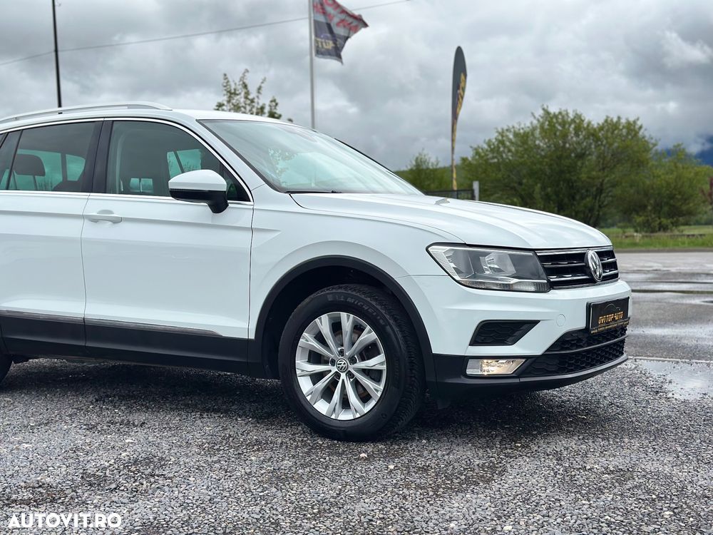 Volkswagen Tiguan 2.0 TDI 4Mot DSG Comfortline - 25