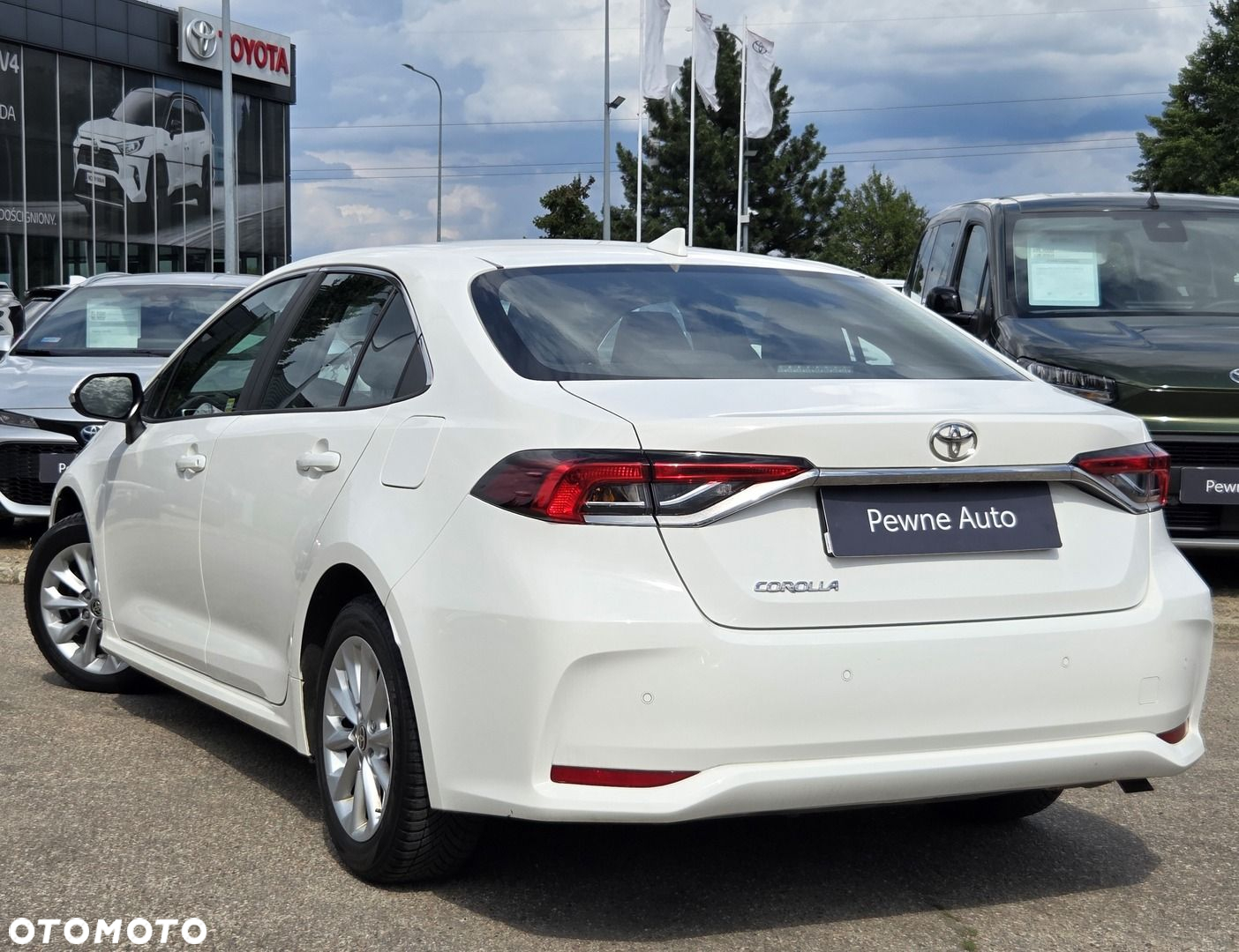 Toyota Corolla - 10