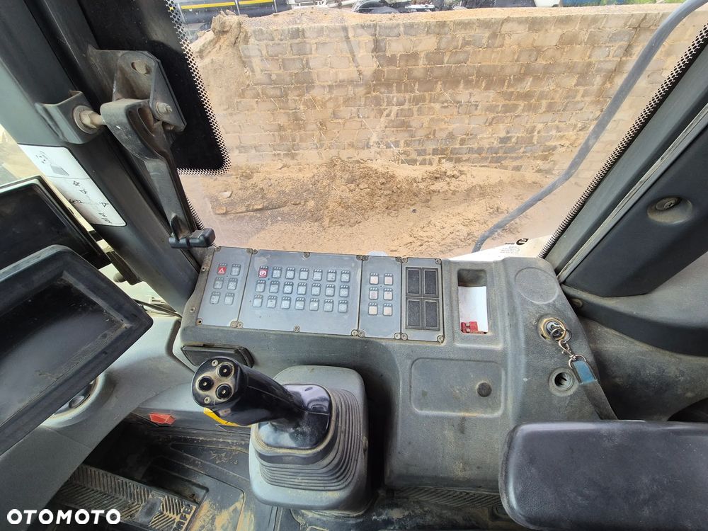 Liebherr 556 2plus2 - 16