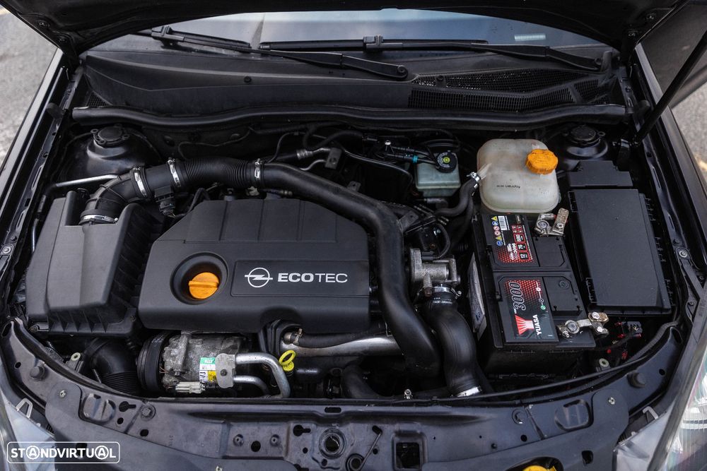 Opel Astra GTC 1.7 CDTI - 11