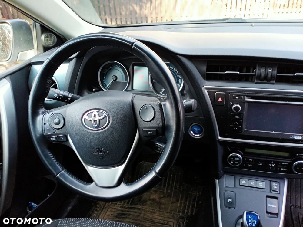 Toyota Auris - 4