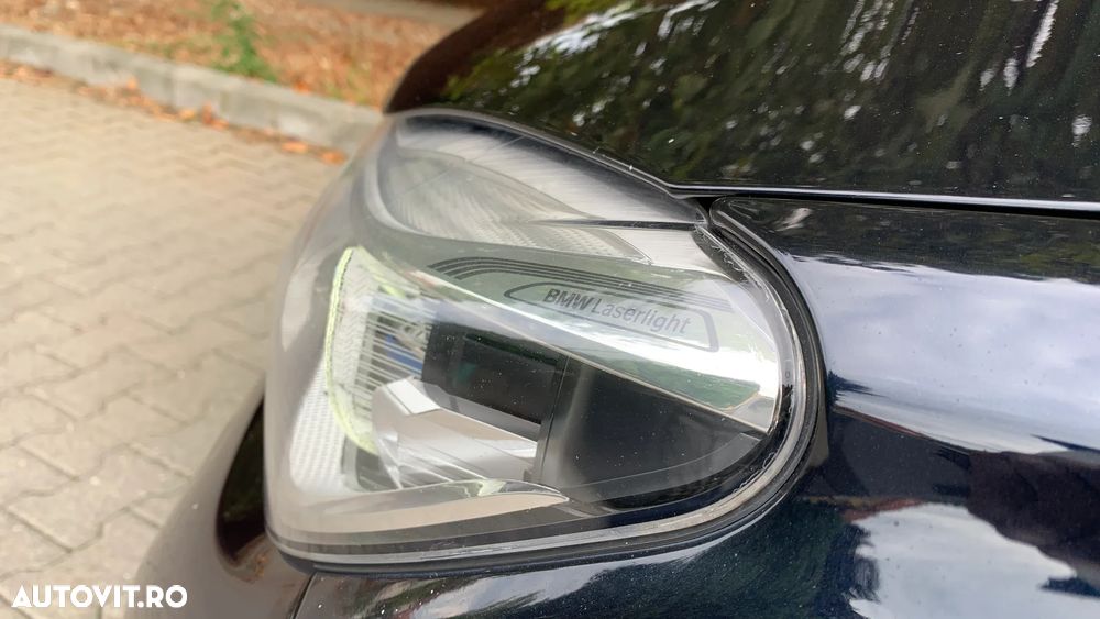 BMW Seria 7 750i xDrive - 11