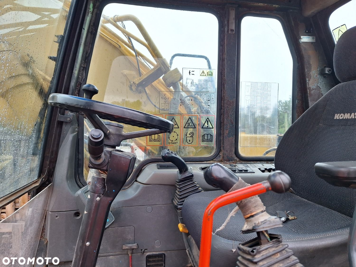 Komatsu Pw170Es-6K 4X4 - 10