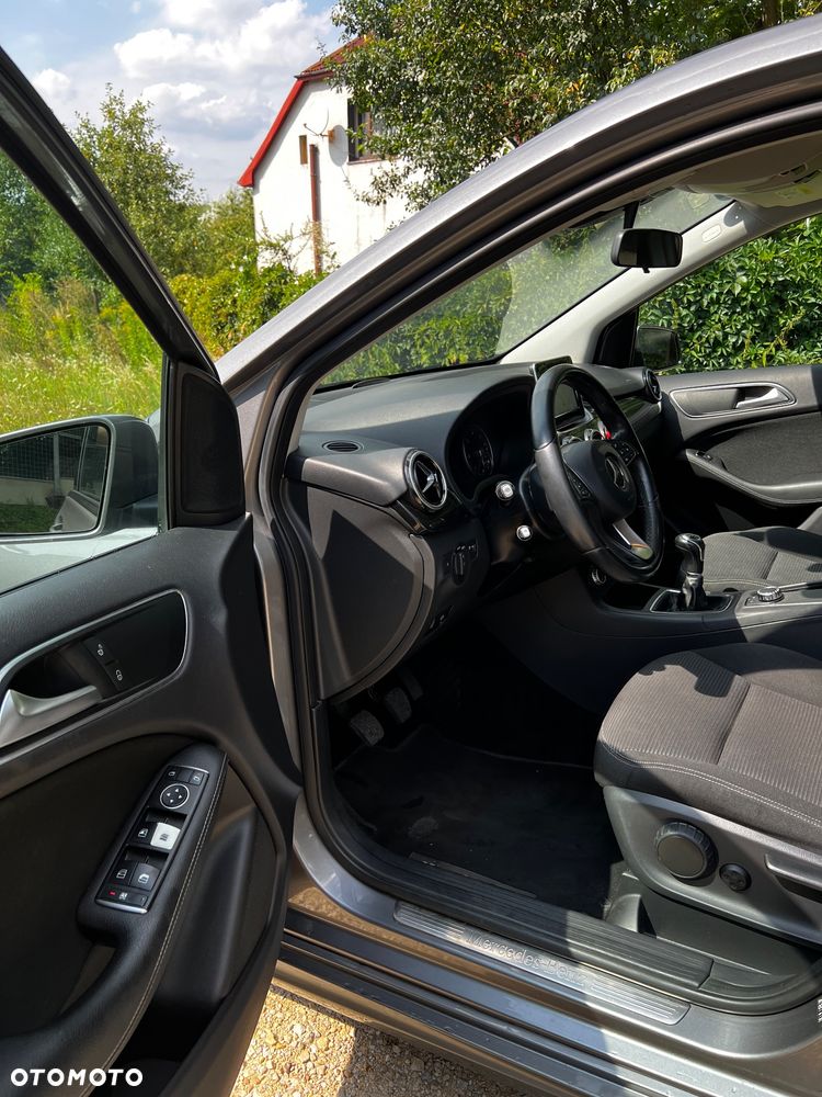 Mercedes-Benz Klasa B ver-2-0-tdi-sport-style - 12